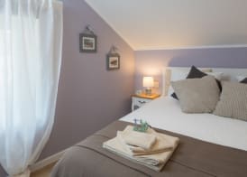 Zlatin Dvor - apartments for 3, terrace, Trogir center, beach at 5-min, BIKE friendly 2