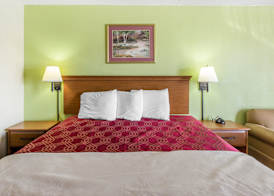 ECONO LODGE 2
