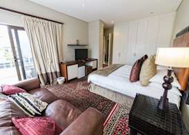 Atlantic Waves Guest House 4