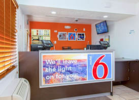 Motel 6 Phoenix, AZ - Airport - 24th Street 2