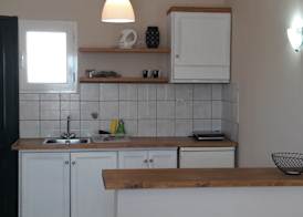 Toni s Guesthouse 4