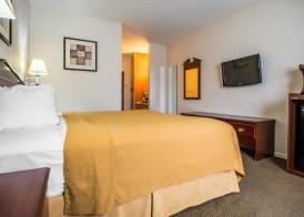 Quality Inn Peru near Starved Rock State Park 5