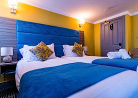 Stonecross Manor Hotel 3
