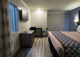 Friendship Motor Inn 3