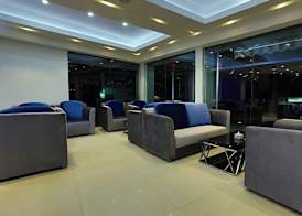City Hotel & Suites 5
