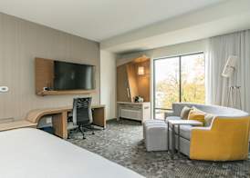 Courtyard by Marriott West Springfield 5