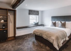 Coffee & Stays at Cartmel Square 5