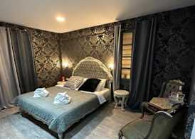 ROH Suites 2