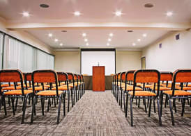 El Polo Hotel & Suites 2