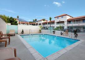 Quality Inn Near City Of Hope 4