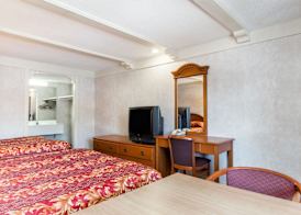 Travelodge by Wyndham Elkton University Area 4