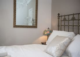 Healing Manor Hotel 3