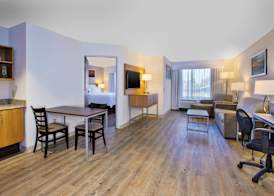 Holiday Inn MORGANTOWN - UNIVERSITY AREA by IHG 5