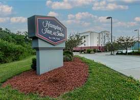 Hampton Inn & Suites Wilder 3