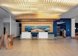 SpringHill Suites by Marriott Oceanside Beach 3