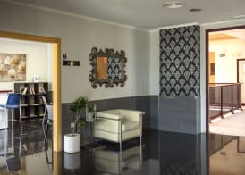 Aparthotel El Faro 2