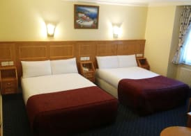 Days Inn Hyde Park 5