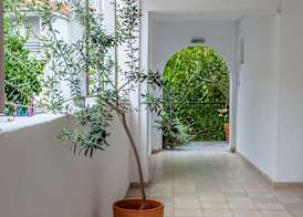 Skentos Hotel 5