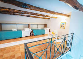 CVM Mare Luna Guesthouse 5