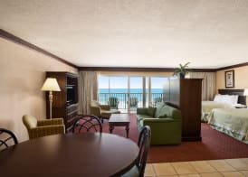 Days Inn by Wyndham Ocean City Oceanfront 5