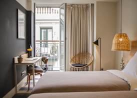 room Select Bilbao 4