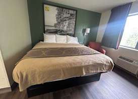 Super 8 by Wyndham Kennett 5