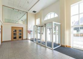 Cotels Centro Budget Busting Apartments! CENTRAL LOCATION, PARKING, FIBRE WIFI, SMART TV, FULLY EQUIPPED KITCHEN 2