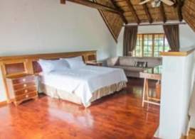 Hoyohoyo Koeltehuis Farm Lodge 4