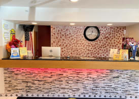 Super 8 by Wyndham Pittsburgh/Monroeville 5