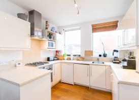 Sloane Square Luxury Flat 4 Guests 3