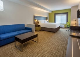 Holiday Inn Express & Suites CHARLOTTE- ARROWOOD by IHG 4