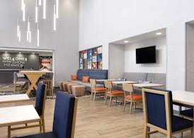 Hampton Inn & Suites St Charles Old Town Area, Mo 3