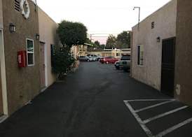 Mission Motel 4