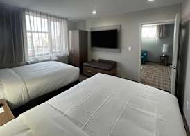 MainStay Suites Bronx - Belmont 5