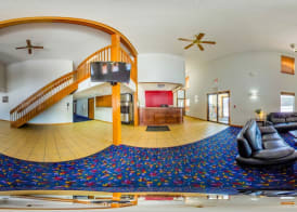 Econo Lodge Inn & Suites Wisconsin Dells 4
