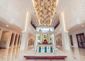 Lotus Blanc Hotel 3