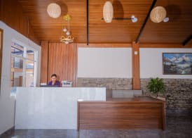 Majestic Lake Front Hotel & Suites 3