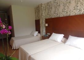 Hotel A Raíña 3