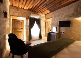 Medusa Cave Hotel 3