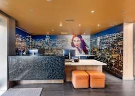 BLVD Hotel and Studios Universal-Hollywood, an Ascend Collection Hotel 4