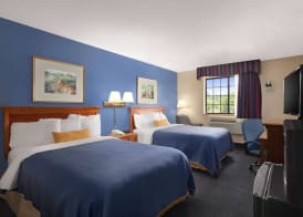 Days Inn by Wyndham Keene NH 4