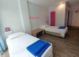 Slumber Surf Phuket Kata 5