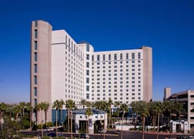 Hilton Grand Vacations on Paradise (Convention Center) 2