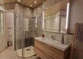 Pinecrest Villa - Castle Style Living on Seaside 3