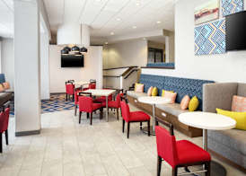Hampton Inn & Suites Parker 5