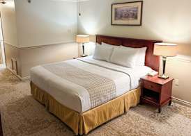 Inn on the Lake 5