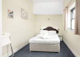 The R Inn Hotel 5