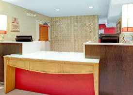 MainStay Suites Northbrook Wheeling 2