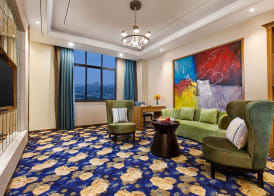 Ramada by Wyndham Taixing 5