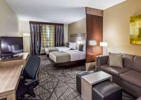 Comfort Inn & Suites Houston I-45 North - IAH 5